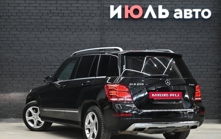 Mercedes-Benz GLK-Класс, 2015 год, 2 400 000 рублей, 4 фотография
