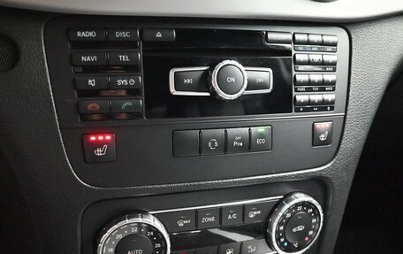 Mercedes-Benz GLK-Класс, 2015 год, 2 400 000 рублей, 13 фотография