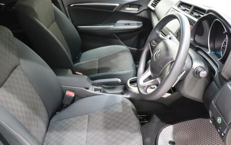 Honda Fit III, 2013 год, 580 000 рублей, 16 фотография
