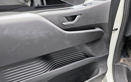 Hyundai Staria, 2021 год, 2 840 100 рублей, 17 фотография