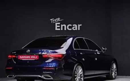 Mercedes-Benz E-Класс, 2020 год, 4 053 564 рублей, 3 фотография