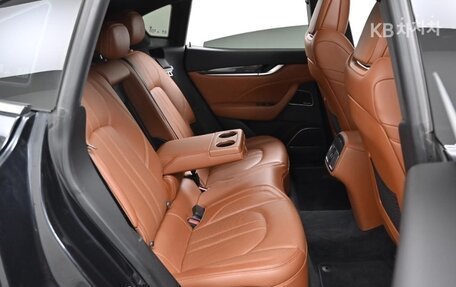 Maserati Levante I, 2021 год, 5 218 000 рублей, 18 фотография