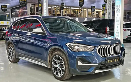 BMW X1, 2022 год, 1 913 000 рублей, 3 фотография