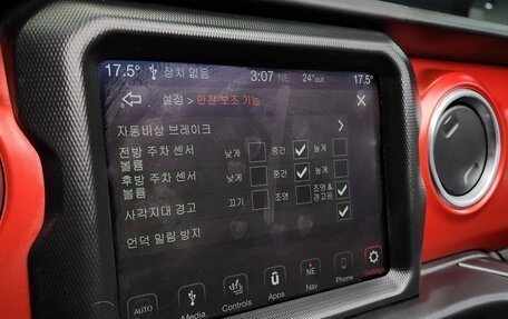 Jeep Wrangler, 2022 год, 4 150 100 рублей, 16 фотография