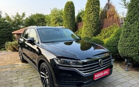 Volkswagen Touareg III, 2018 год, 4 550 000 рублей, 1 фотография