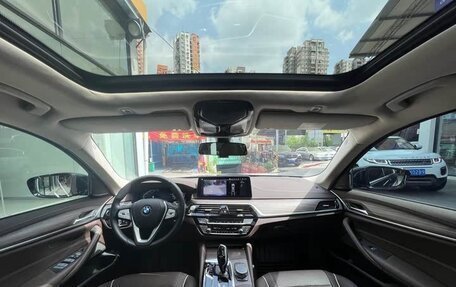 BMW 5 серия, 2023 год, 4 800 000 рублей, 11 фотография