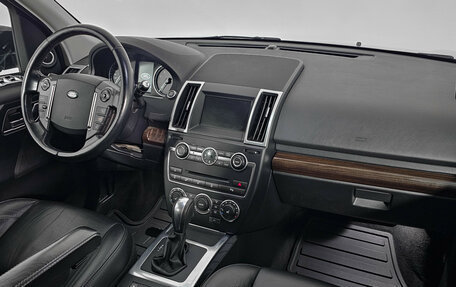 Land Rover Freelander II рестайлинг 2, 2014 год, 1 789 000 рублей, 10 фотография
