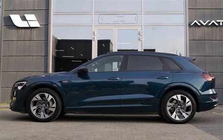 Audi e-tron I, 2019 год, 4 990 000 рублей, 4 фотография