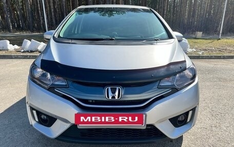 Honda Fit III, 2014 год, 1 050 000 рублей, 6 фотография