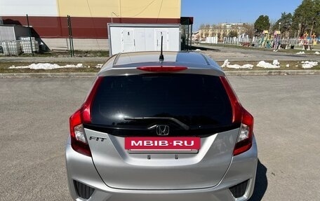 Honda Fit III, 2014 год, 1 050 000 рублей, 18 фотография