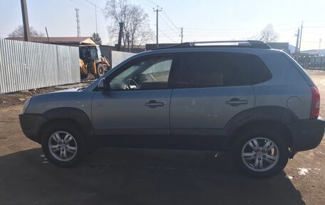 Hyundai Tucson III, 2006 год, 750 000 рублей, 2 фотография