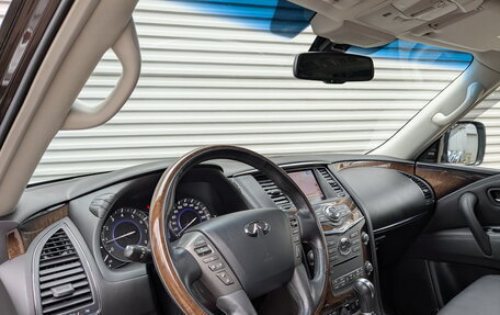 Infiniti QX56, 2012 год, 2 900 000 рублей, 16 фотография