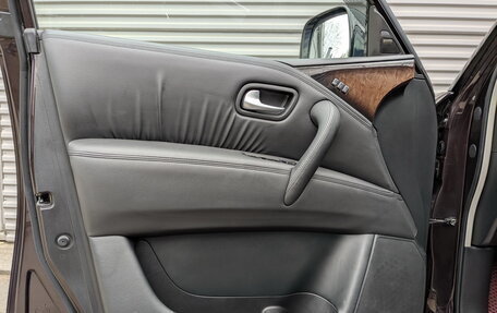 Infiniti QX56, 2012 год, 2 900 000 рублей, 17 фотография