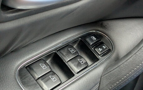 Infiniti QX56, 2012 год, 2 900 000 рублей, 18 фотография