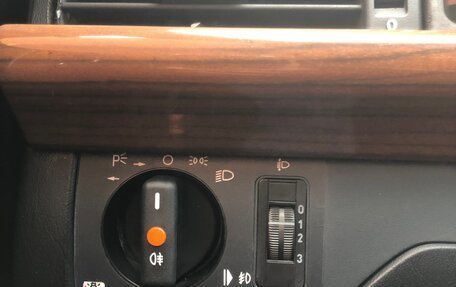 Mercedes-Benz W124, 1989 год, 1 000 000 рублей, 18 фотография