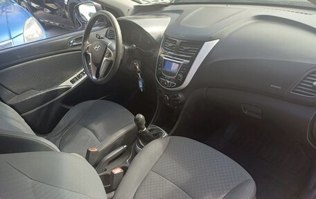 Hyundai Solaris II рестайлинг, 2013 год, 589 000 рублей, 9 фотография
