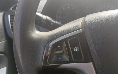 Hyundai Solaris II рестайлинг, 2013 год, 589 000 рублей, 14 фотография