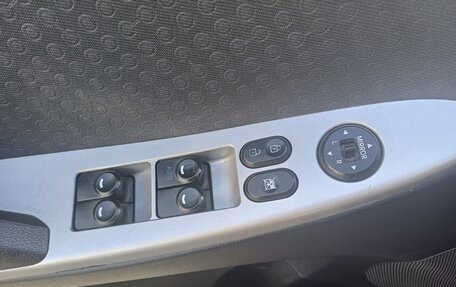 Hyundai Solaris II рестайлинг, 2013 год, 589 000 рублей, 11 фотография
