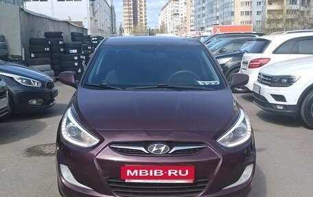 Hyundai Solaris II рестайлинг, 2013 год, 589 000 рублей, 2 фотография