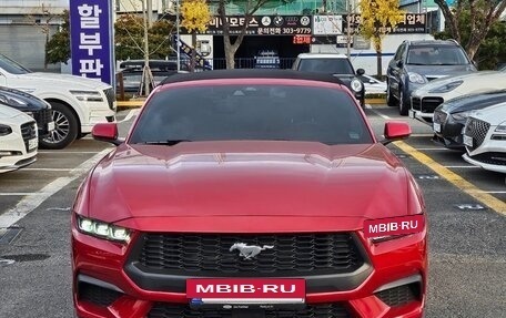 Ford Mustang, 2024 год, 4 550 000 рублей, 2 фотография