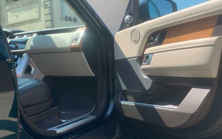 Land Rover Range Rover IV рестайлинг, 2021 год, 12 500 000 рублей, 26 фотография
