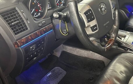 Toyota Land Cruiser 200, 2015 год, 4 295 000 рублей, 8 фотография