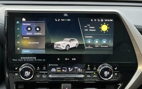 Toyota Highlander, 2024 год, 5 990 000 рублей, 17 фотография