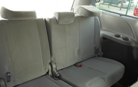 Toyota Sienna III, 2018 год, 2 999 000 рублей, 24 фотография