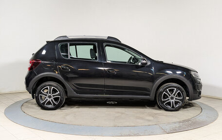 Renault Sandero II рестайлинг, 2018 год, 989 500 рублей, 9 фотография