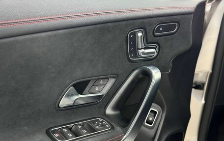 Mercedes-Benz CLA, 2020 год, 3 650 000 рублей, 22 фотография