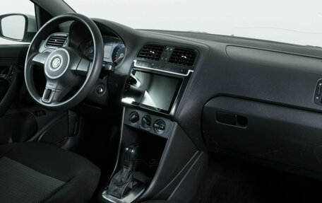 Volkswagen Polo VI (EU Market), 2011 год, 660 000 рублей, 9 фотография