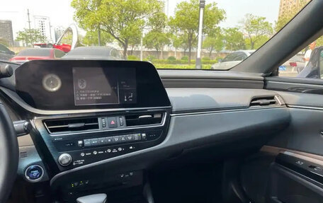 Lexus ES VII, 2021 год, 3 079 500 рублей, 13 фотография