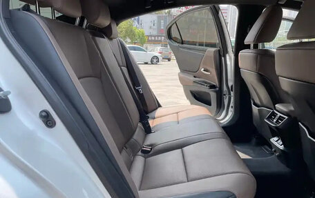 Lexus ES VII, 2021 год, 3 079 500 рублей, 23 фотография
