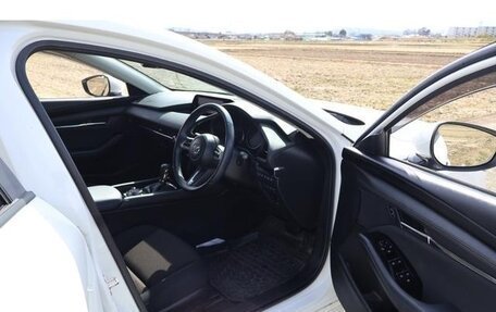 Mazda 3, 2022 год, 1 170 000 рублей, 9 фотография