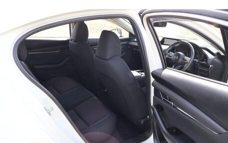 Mazda 3, 2022 год, 1 170 000 рублей, 12 фотография