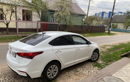 Hyundai Solaris II рестайлинг, 2018 год, 745 000 рублей, 4 фотография