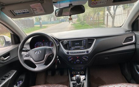 Hyundai Solaris II рестайлинг, 2018 год, 745 000 рублей, 6 фотография