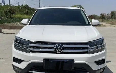 Volkswagen Tharu, 2022 год, 2 294 810 рублей, 2 фотография