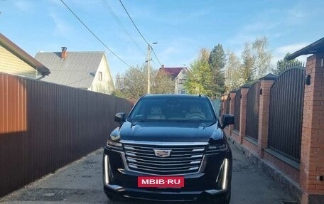 Cadillac Escalade V, 2021 год, 14 000 000 рублей, 4 фотография