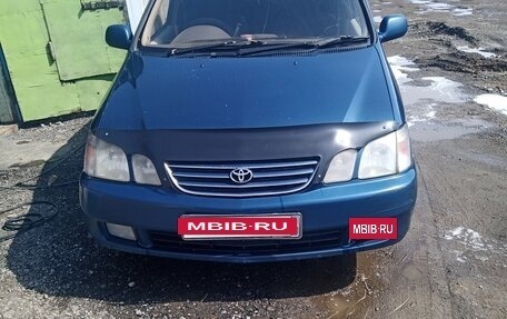Toyota Gaia, 1999 год, 700 000 рублей, 8 фотография