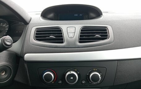 Renault Fluence I, 2013 год, 650 000 рублей, 18 фотография