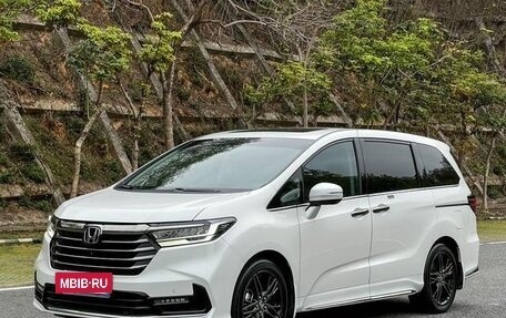 Honda Odyssey IV, 2021 год, 2 820 500 рублей, 3 фотография