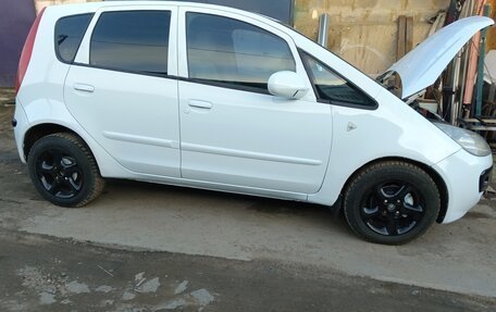 Mitsubishi Colt VI рестайлинг, 2005 год, 485 000 рублей, 2 фотография