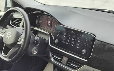 Volkswagen Polo VI (EU Market), 2021 год, 1 395 000 рублей, 25 фотография