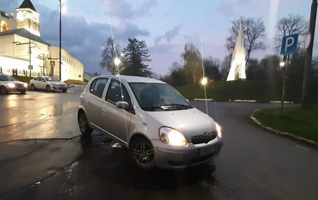 Toyota Yaris I рестайлинг, 2003 год, 450 000 рублей, 9 фотография