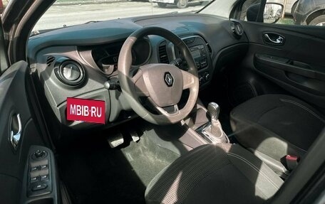 Renault Kaptur I рестайлинг, 2017 год, 760 000 рублей, 9 фотография