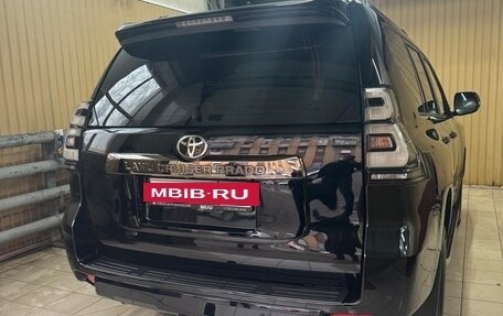 Toyota Land Cruiser Prado 150 рестайлинг 2, 2021 год, 6 700 000 рублей, 4 фотография