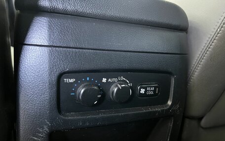 Toyota Land Cruiser Prado 120 рестайлинг, 2007 год, 2 290 000 рублей, 26 фотография