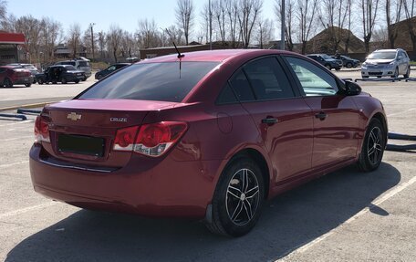 Chevrolet Cruze II, 2009 год, 680 000 рублей, 5 фотография