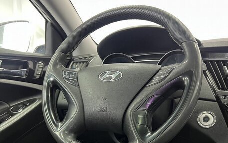 Hyundai Sonata VI, 2011 год, 1 050 000 рублей, 13 фотография